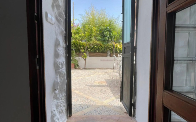 Casita rosa