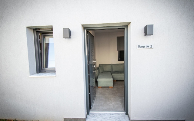 TheaSea Luxury Suites- Bungalow Suite 2