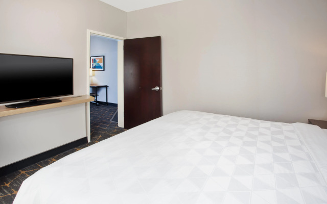 Holiday Inn Canton (Belden Village) by IHG