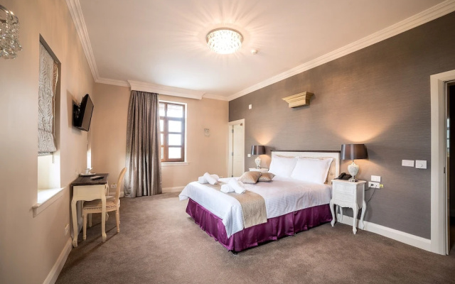 Frontier Europe Hotels Group