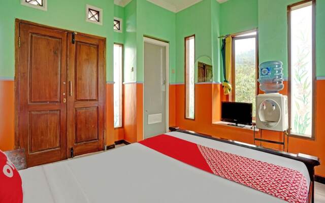 OYO Life 90321 Ken Ken Villa