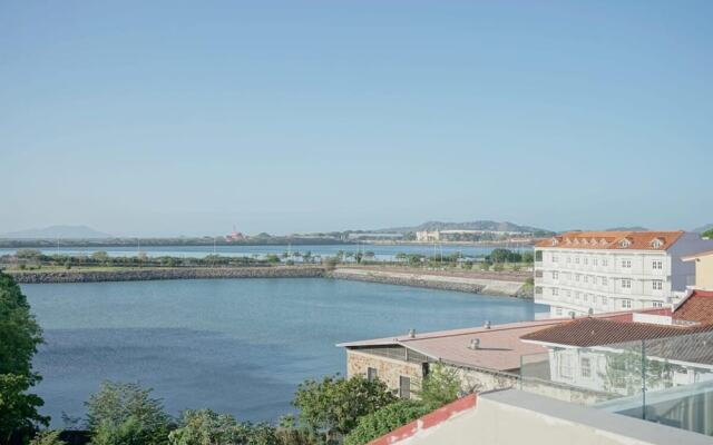 w Splendid 2BR With Terrace in Plaza Herrera
