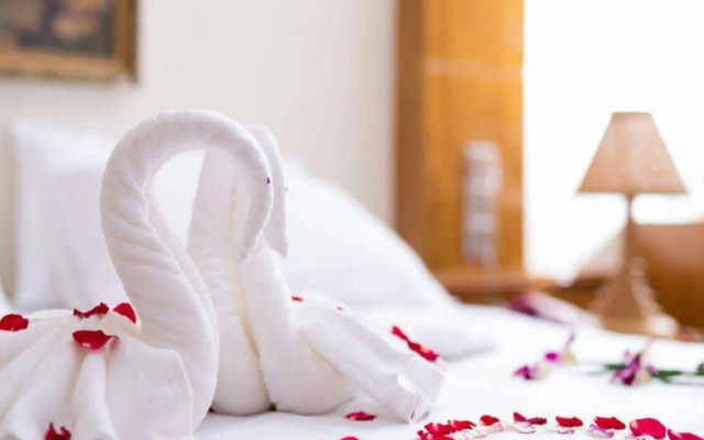 Su Tine San Royal Palace Hotel