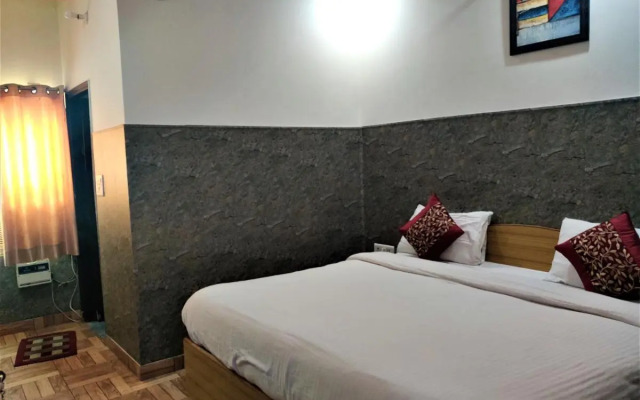 Bhagirathi Hotel in Tapovan By PerfectStyaz