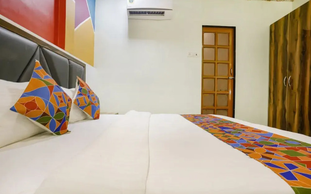 Fabhotel Twigo Inn