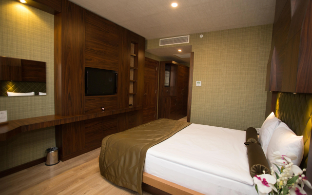 Sky Business Hotel