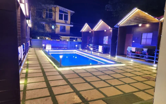 Wood House Beach Resort