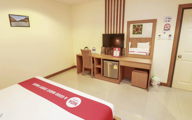 NIDA Rooms Patong Silk House