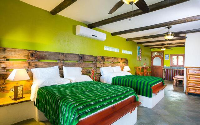 Tranquilseas Eco-Lodge And Diving Center