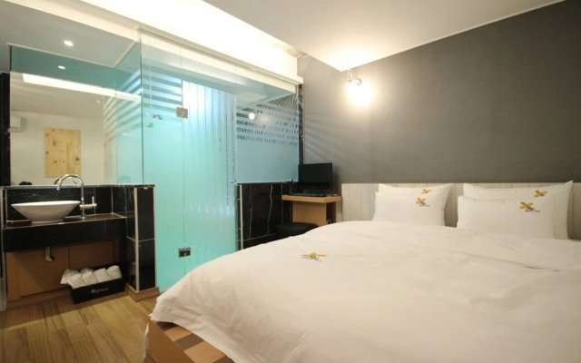 Busan Goejeong Guwol