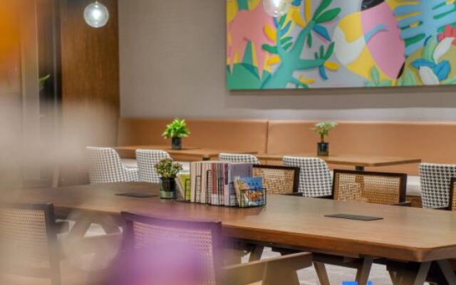 Hangzhou Gongshu Grand Canal UrCove by Hyatt Hotel