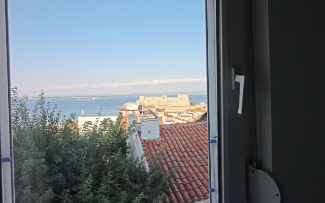 Bozcaada Akdeniz Pansiyon