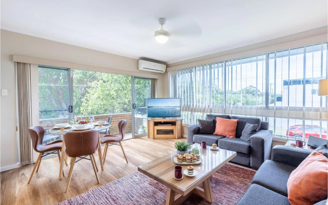 3 Fingal Court 2 Lentara Street