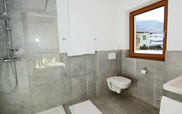 Relaxing Apartment for Families in Umhausen Near City Centre