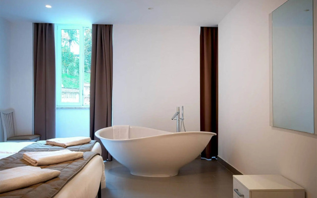 Trevi Palace Hotel