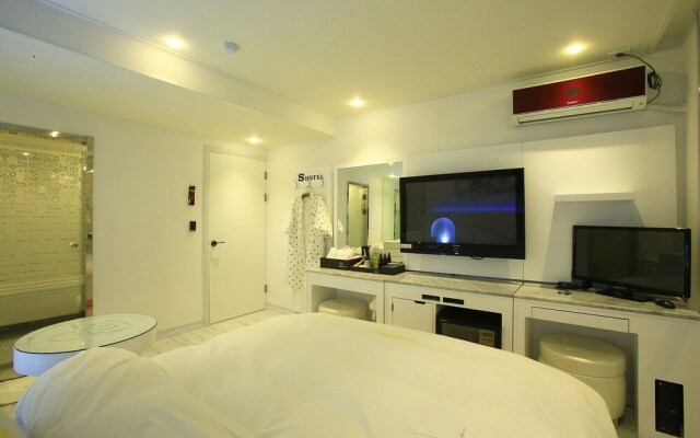 Yangpyeong Show Hotel