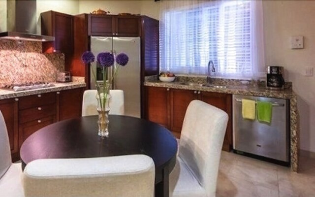 Romantic Zone V399 1 Bedroom