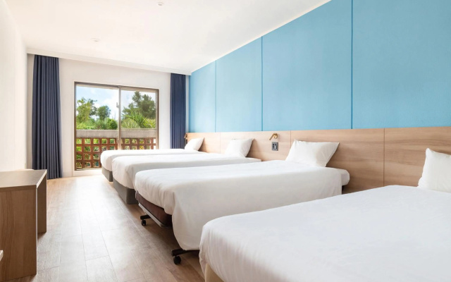 Watermark Hotel Okinawa Kume Island – Guest Rooms – Kumejima