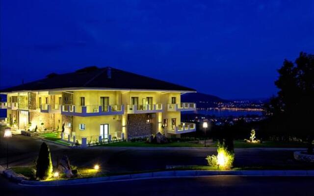 Enastron View Hotel