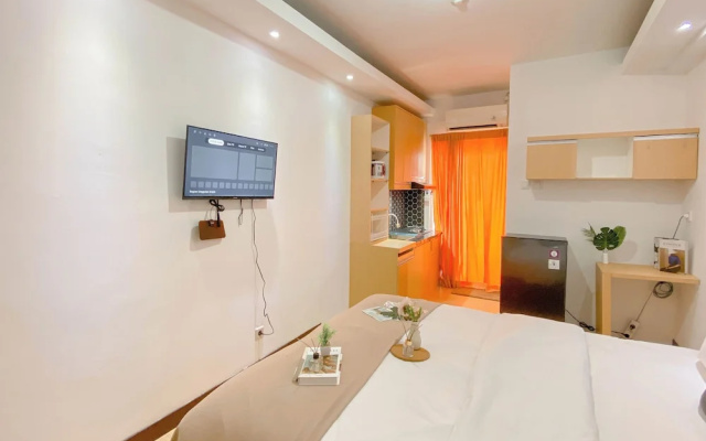 Minimalist Studio Apartment At Cinere Resort – Guest Rooms – Depok