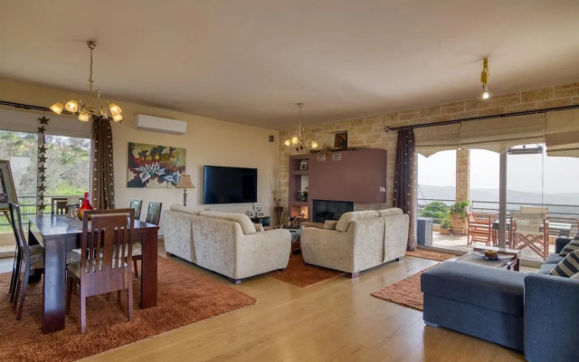 The House Olympia in Olympia