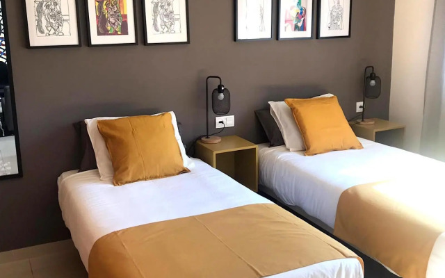 Apartamentos Élite - Picasso