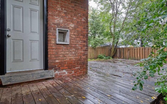 2BR Apartment Near Waterfalls Trails Parks