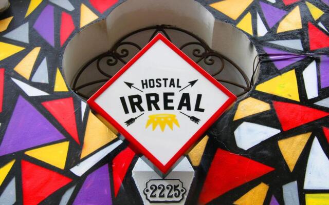 Hostal Irreal - Hostel