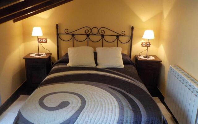 Apartamentos Rurales La Husteriza