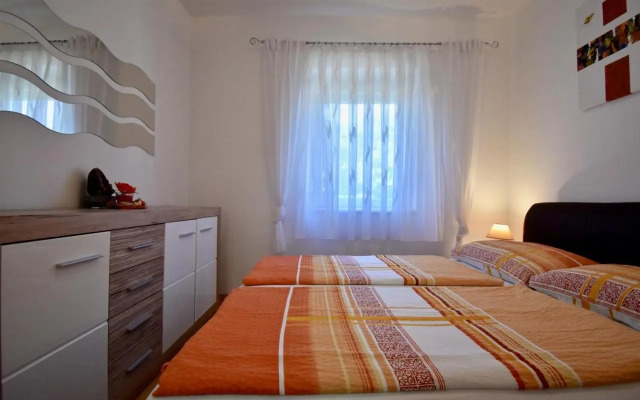 Holiday house with sea view and BBQ grill