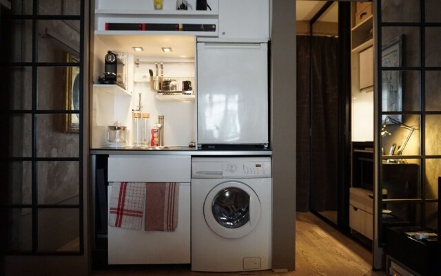 Champs Elysées - Studio - Paris 8