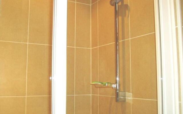 Livia Cannes rue Hoche