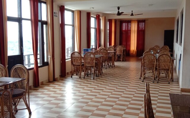 Lord Krishna Himalayan Hotel and Restaurant