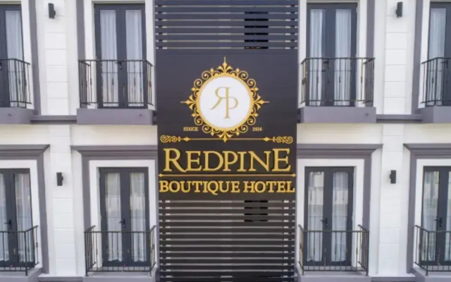 Redpine Boutique Hotel