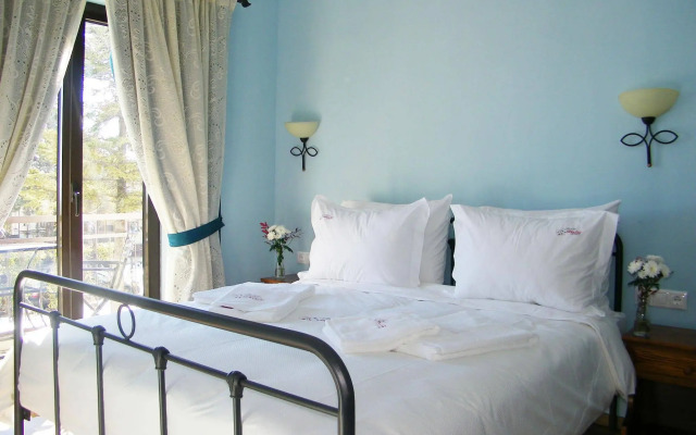 Theatro Hotel Odysseon