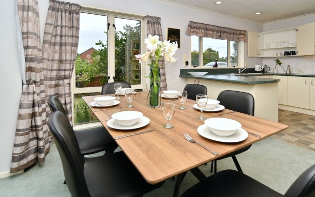 Russley Hideaway CHC Holiday Homes