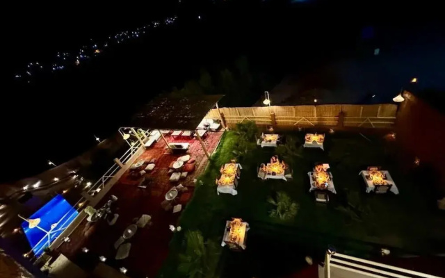Riad Sahara Stars Dades