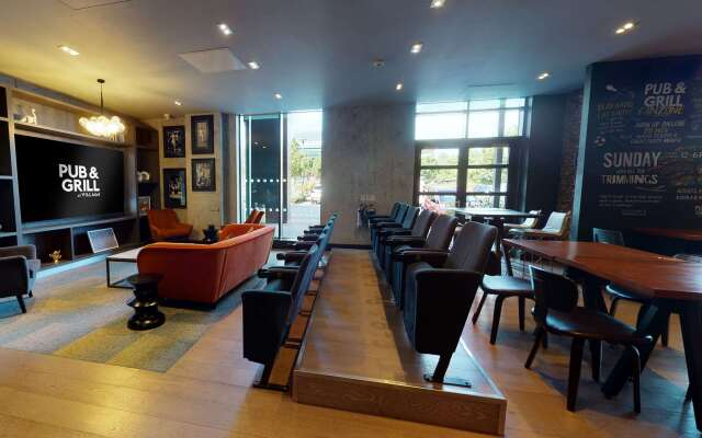 Village Hotel Leeds South