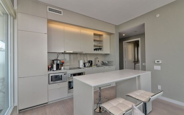 Applewood Suites - Toronto Peter Street