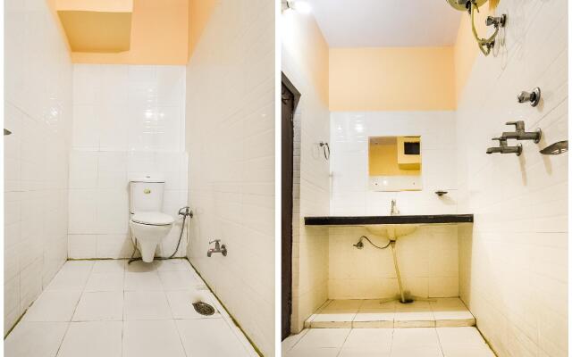 OYO Flagship 62492 Hotel Royal Residency