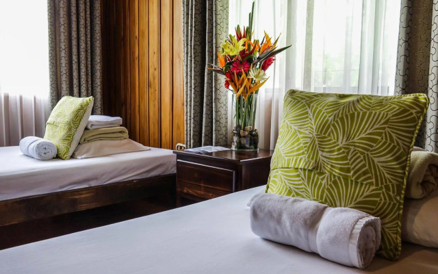 Hotel Tangara Arenal