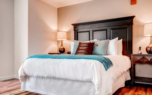 Global Luxury Suites Fenway Park