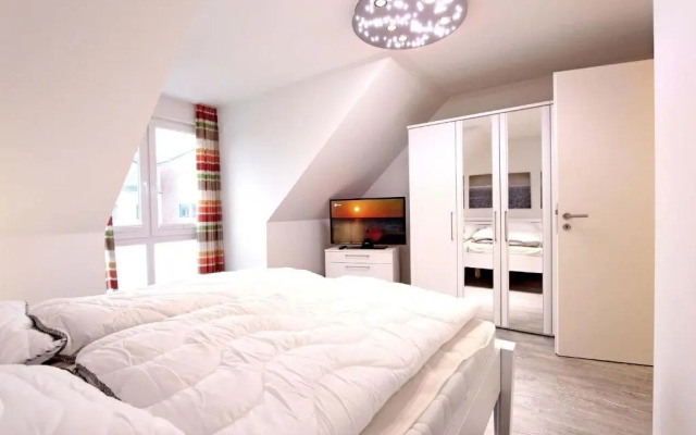 Merlin 3 Waldstr 20 h