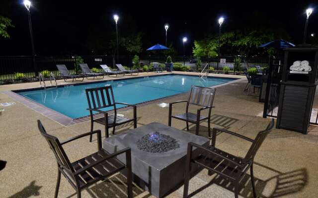 Garner Hotel Longview South by IHG