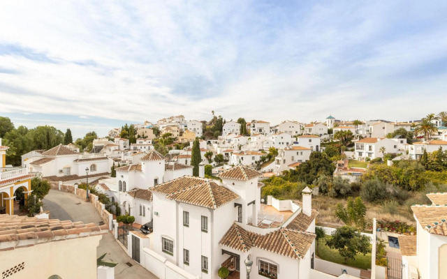 Modern Family Town House