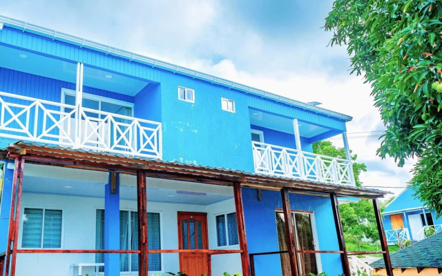 Shamar Lodge
