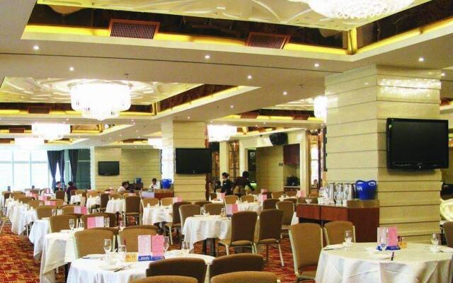 Grand Continental Service Apartment