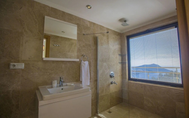 Villa Merak by Akdenizvillam