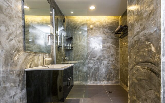 The Forum Condominium by Brassalova 132