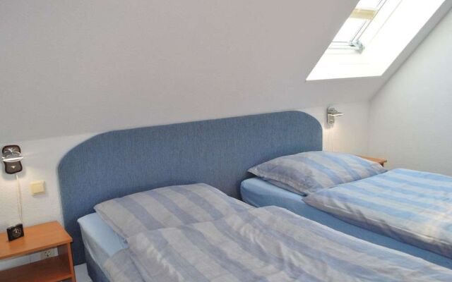 Tranquil Apartment in Ostseebad Kühlungsborn near Sea Beach